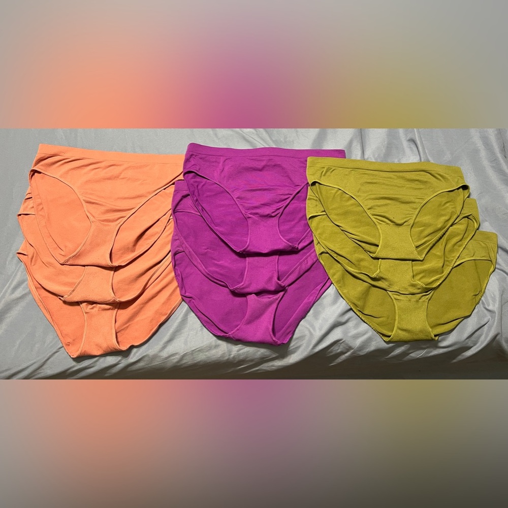 (9) XL Underoutfit Women’s Underwear